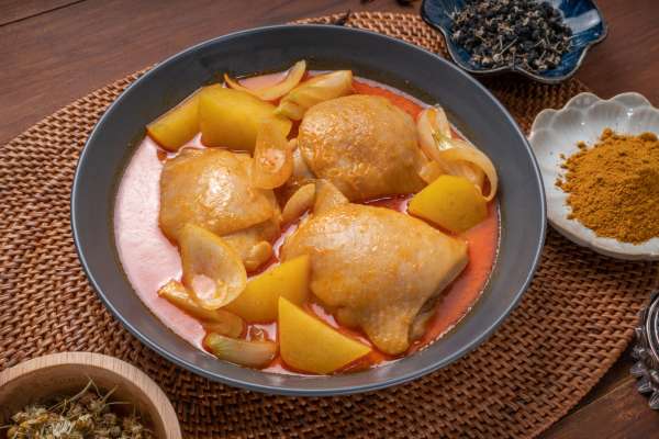 แกงมัสมั่นไก่